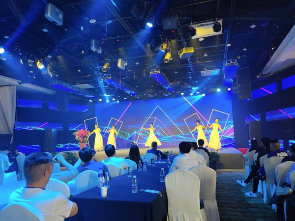 金纳莱木门2021微定制全国峰会圆满落幕 金纳莱木门2021微定制全国峰会圆满落幕