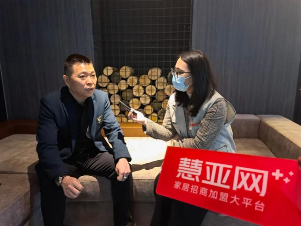 米兰之窗亮相2021建博会,现场火热盛引爆全场!