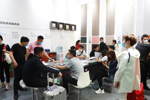 亦木良品惊艳亮相广州定家居展览会，火爆全场！
