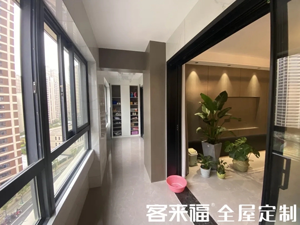 客来福全屋定制:115m²三房两厅全屋定制,在闹中取静 客来福全屋定制:115m²三房两厅全屋定制,在闹中取静