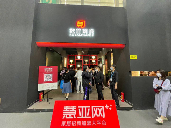 2021深圳家纺展|乾庄刺绣王俊:注重产品发展,新品运用亮片绣法