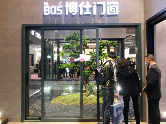 2021中国建博会（上海）|博仕门窗李海凤：展示全景阳台窗，用产品为品牌代言