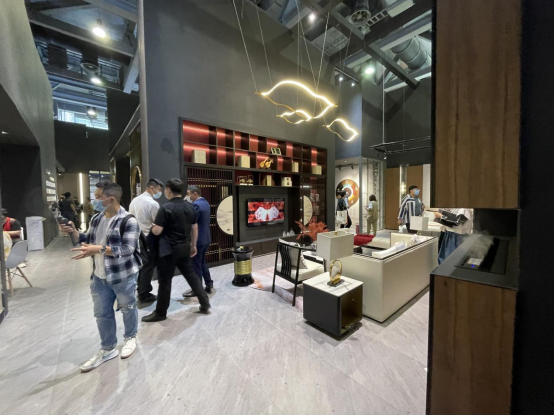 广州定制家居展丨冠特王军太：中西结合，两大文化新产品
