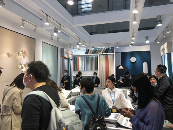 意盛豪庭深圳展会全新亮相 开展首日门庭若市