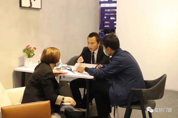 富轩全屋门窗广州定制家居展独领风骚