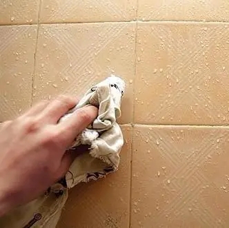 老赖不赖门窗：春季湿润多雨 应该如何防潮？