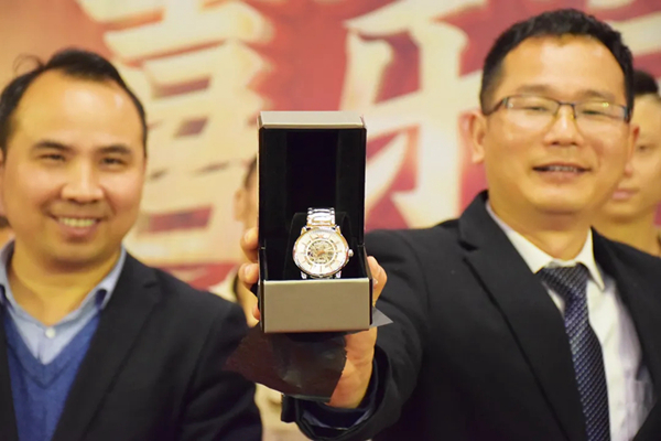 居里亚：19载温暖，凝聚力量， 牛年“犇”上新台阶