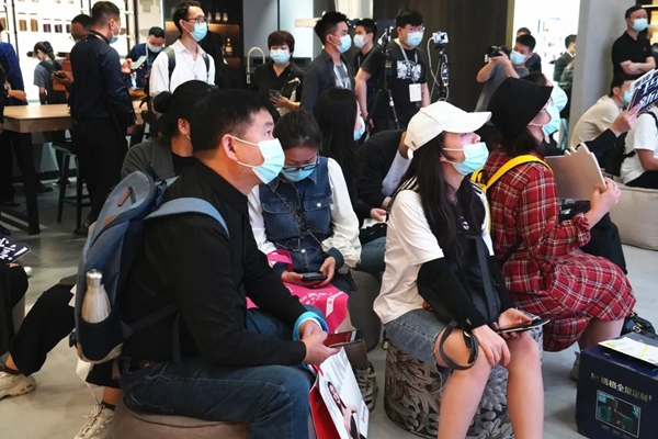 玛格全屋定制亮相广州定制家居展，流量爆棚引围观！