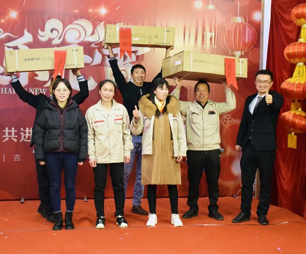 居里亚：19载温暖，凝聚力量， 牛年“犇”上新台阶