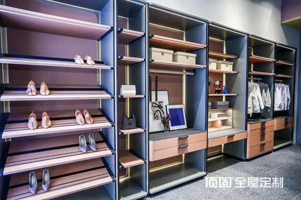 上海建博会首日，顶固全屋定制高定新品“梦”幻登场