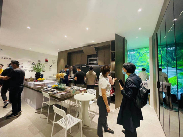 广州定制家居展|合生雅居高端板木定制王天兵：向全国招募社区服务合伙人