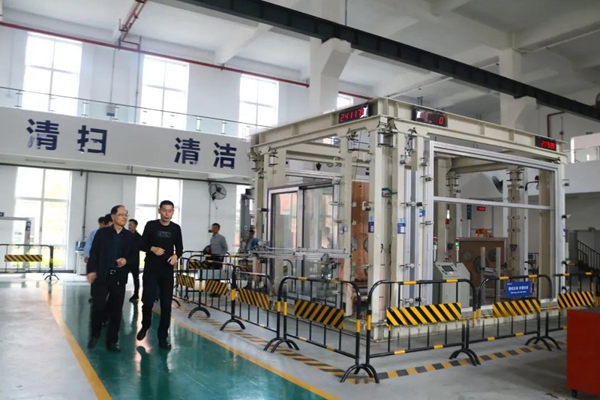 贝克洛系统门窗迎接中国建筑金属结构协会领导莅临考察指导