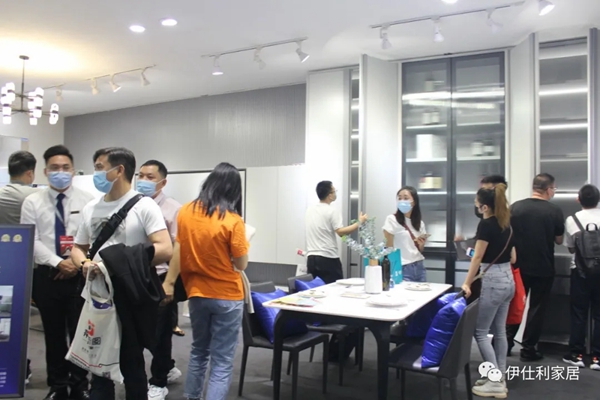 聚焦广州定制家居展，伊仕利家居吸睛无数！
