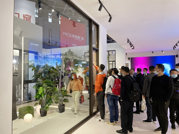 2021中国建博会（上海）|派雅门窗易绍光：不断创新产品，朝智能门窗发力