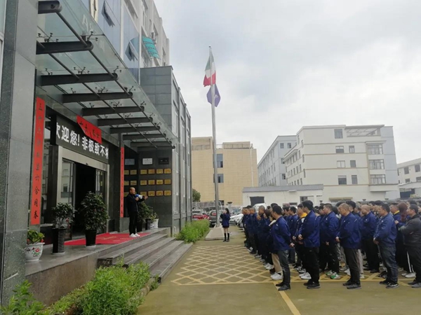 A8空间极简定制:保持警醒,实现稳步健康增长 A8空间极简定制:保持警醒,实现稳步健康增长