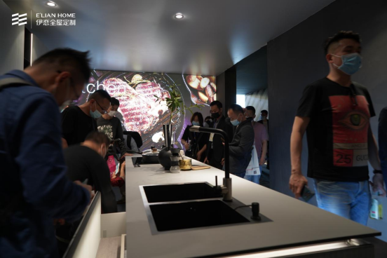 伊恋全屋定制第十届中国（广州）定制家居展风华绽放