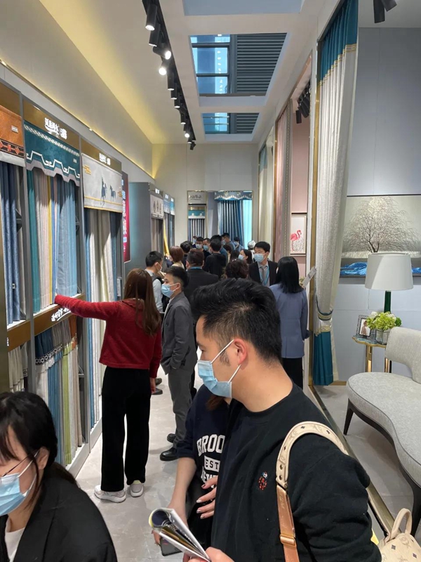 如鱼得水窗帘精品1C37深展惊艳亮相，引领行业新风潮！