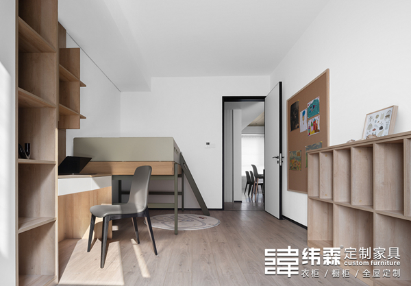纬霖定制家具：以人为本的至上设计