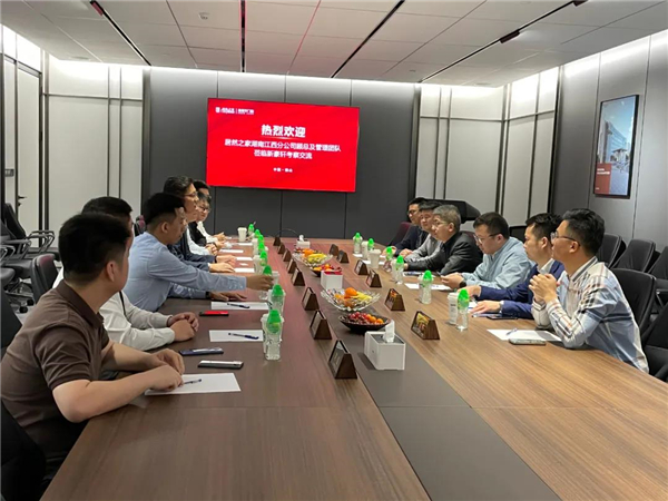 新豪轩门窗丨聚力发展 成就行业“领头羊
