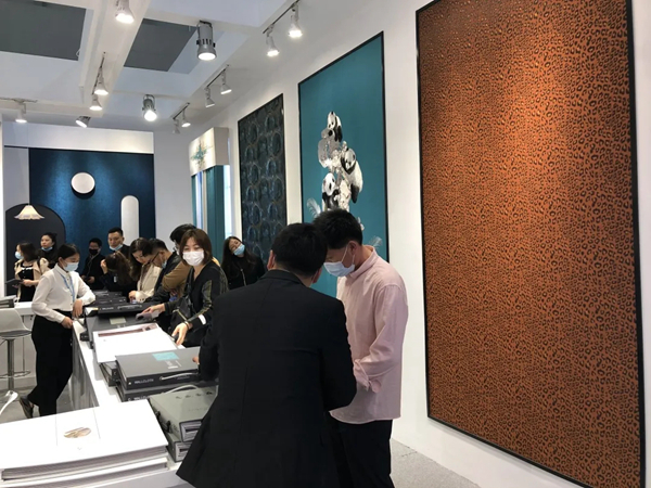 意盛豪庭深圳展会全新亮相 开展首日门庭若市