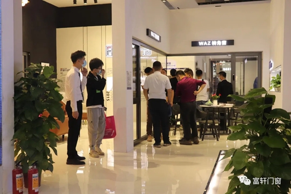 富轩全屋门窗广州定制家居展独领风骚