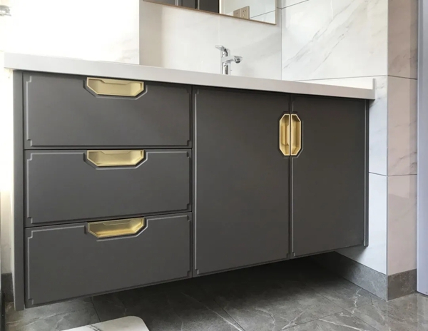 柏厨家居：143m²的连通式格局，打造轻奢品质家居