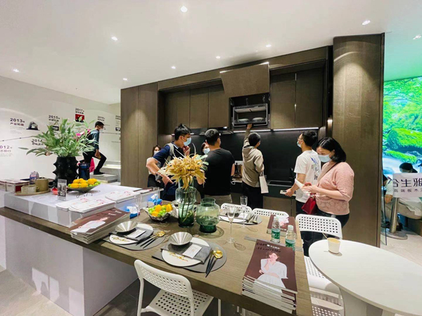 广州定制家居展|合生雅居高端板木定制王天兵：向全国招募社区服务合伙人