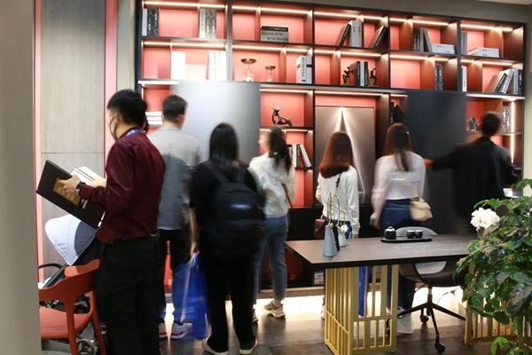 全屋拎包入住！斯米帝全屋定制震撼亮相广州定制展
