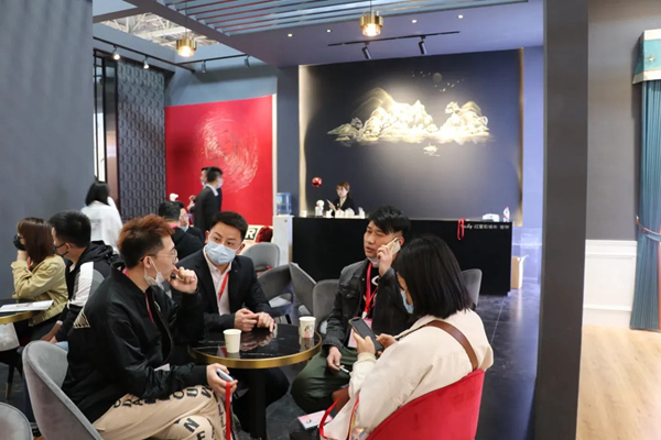 红宝石墙布北展首日告捷!赋能未来,全新启航