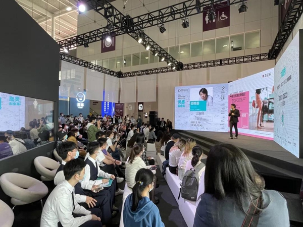 嘉宝莉家具漆：不止于墙面，2021流行色全方位为生活空间赋能