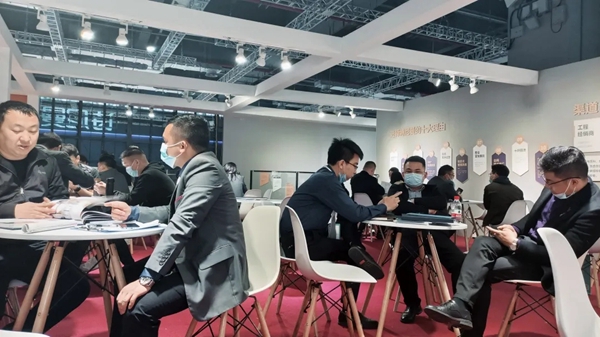 诗尼曼全屋定制亮相上海展，用生活美学刷新定制高度！