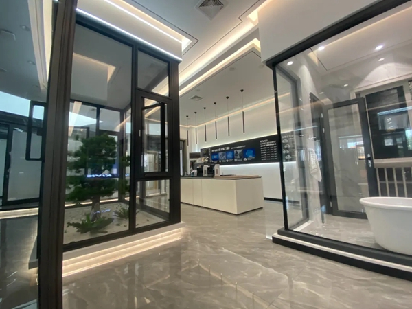 金云雀门窗荣获“最具成长力品牌”奖项
