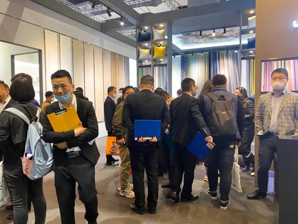 JCC天洋墙布惊艳亮相建博会展!构建不搬家、焕新家的美好时代 JCC天洋墙布惊艳亮相建博会展!构建不搬家、焕新家的美好时代