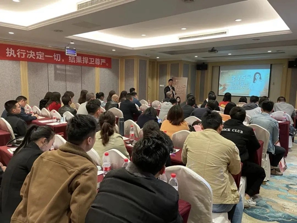 奢匠全屋定制3.18招商会强势来袭