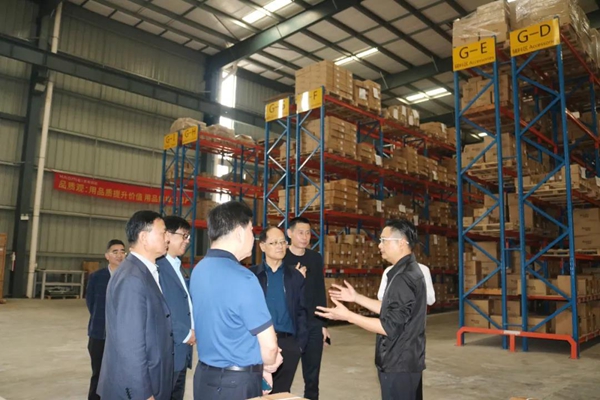 贝克洛系统门窗迎接中国建筑金属结构协会领导莅临考察指导