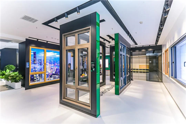 米兰之窗时尚门窗4S中心登陆红星美凯龙全球家居1号店