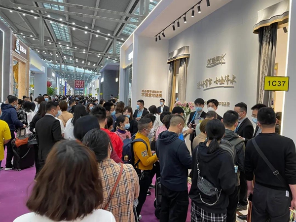 如鱼得水窗帘精品1C37深展惊艳亮相，引领行业新风潮！