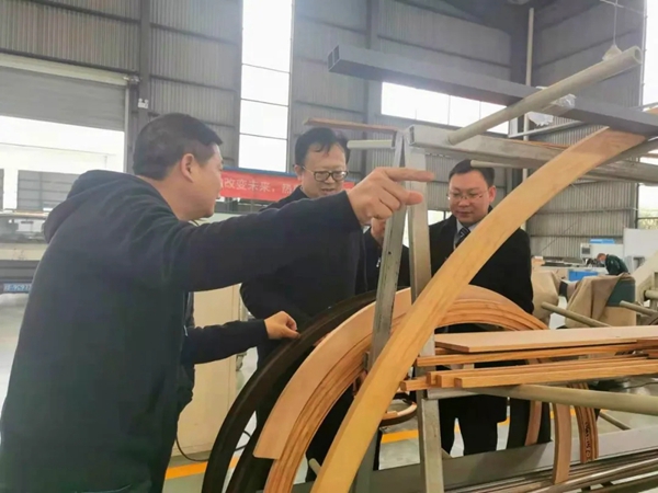 美萨门窗:省知识产权服务促进中心杨早林副主任一行莅临考察 美萨门窗:省知识产权服务促进中心杨早林副主任一行莅临考察