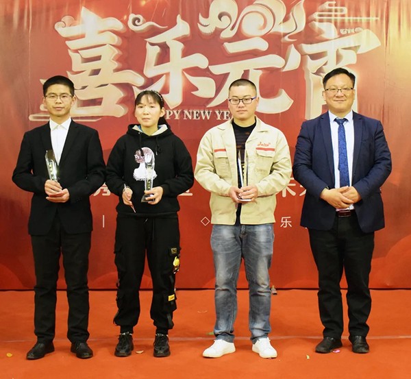 居里亚：19载温暖，凝聚力量， 牛年“犇”上新台阶