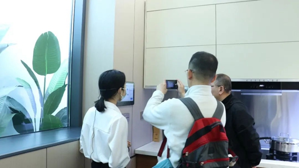 中国建筑装饰协会材料分会王岳飞秘书长一行莅临宝思派智能家居考察指导工作! 中国建筑装饰协会材料分会王岳飞秘书长一行莅临宝思派智能家居考察指导工作!
