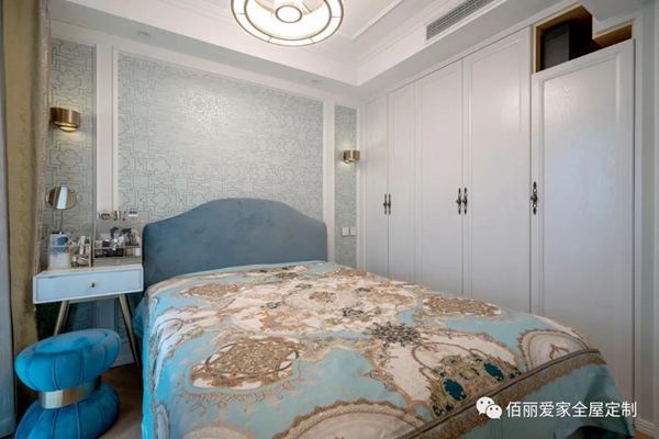 佰丽爱家全屋定制：60㎡简美风1居室，空间小却层次分明！