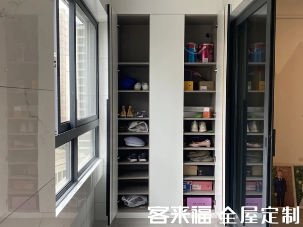 客来福全屋定制:115m²三房两厅全屋定制,在闹中取静 客来福全屋定制:115m²三房两厅全屋定制,在闹中取静