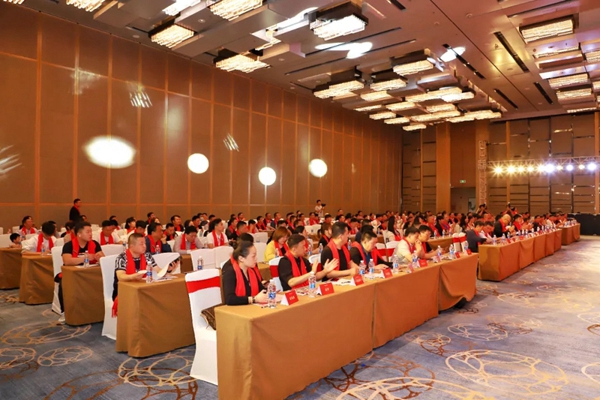 亚当斯三十周年庆典暨新品发布会圆满成功！