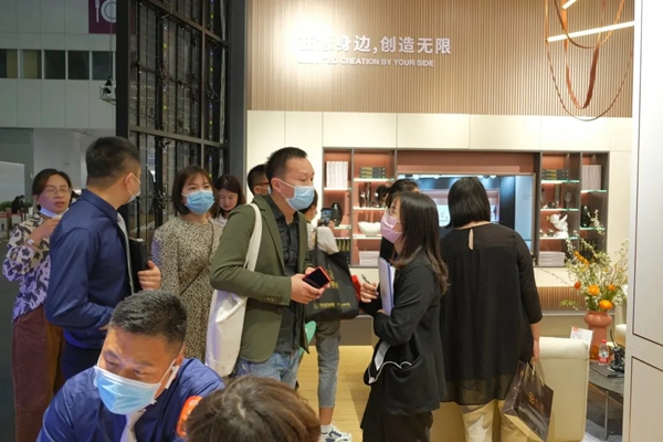 新品&人潮&商机,AI家居深圳展打卡结束