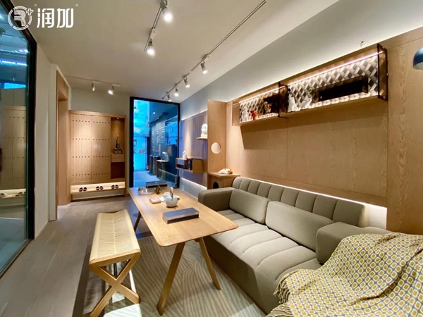润成创展：似衣柜非衣柜~鞋柜也可以呼吸！