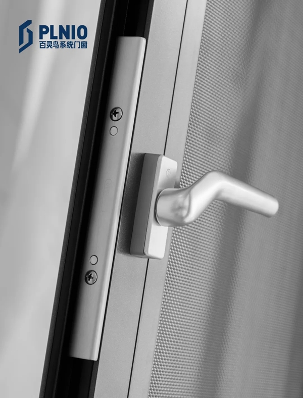 沙尘暴+雷电+泥雨！你更需要成图百灵鸟无缝焊接系统窗！