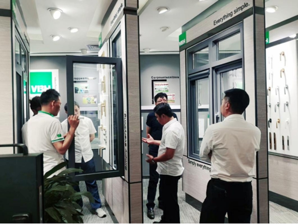 VBH威必驰五金携手博森特门窗系统达成战略合作，共谋增长！