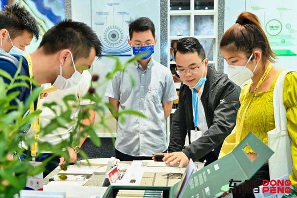 东鹏陶瓷携手佛山陶博会，以创新科技缔造美妙生活艺境