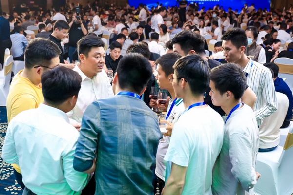 亿合门窗第十三届战略合作伙伴峰会暨新品全球发布会圆满落幕