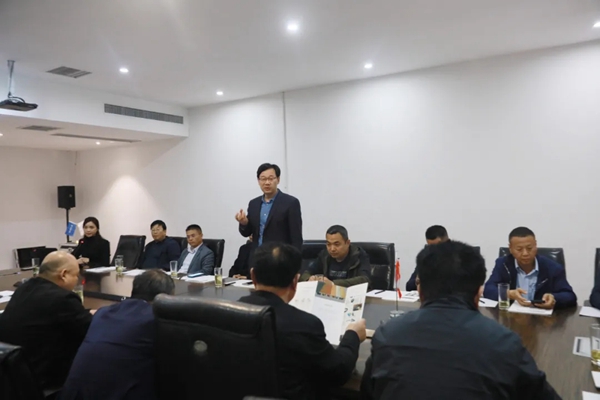 欢迎新乡市墙体材料行业协会领导莅临科饶恩考察交流！
